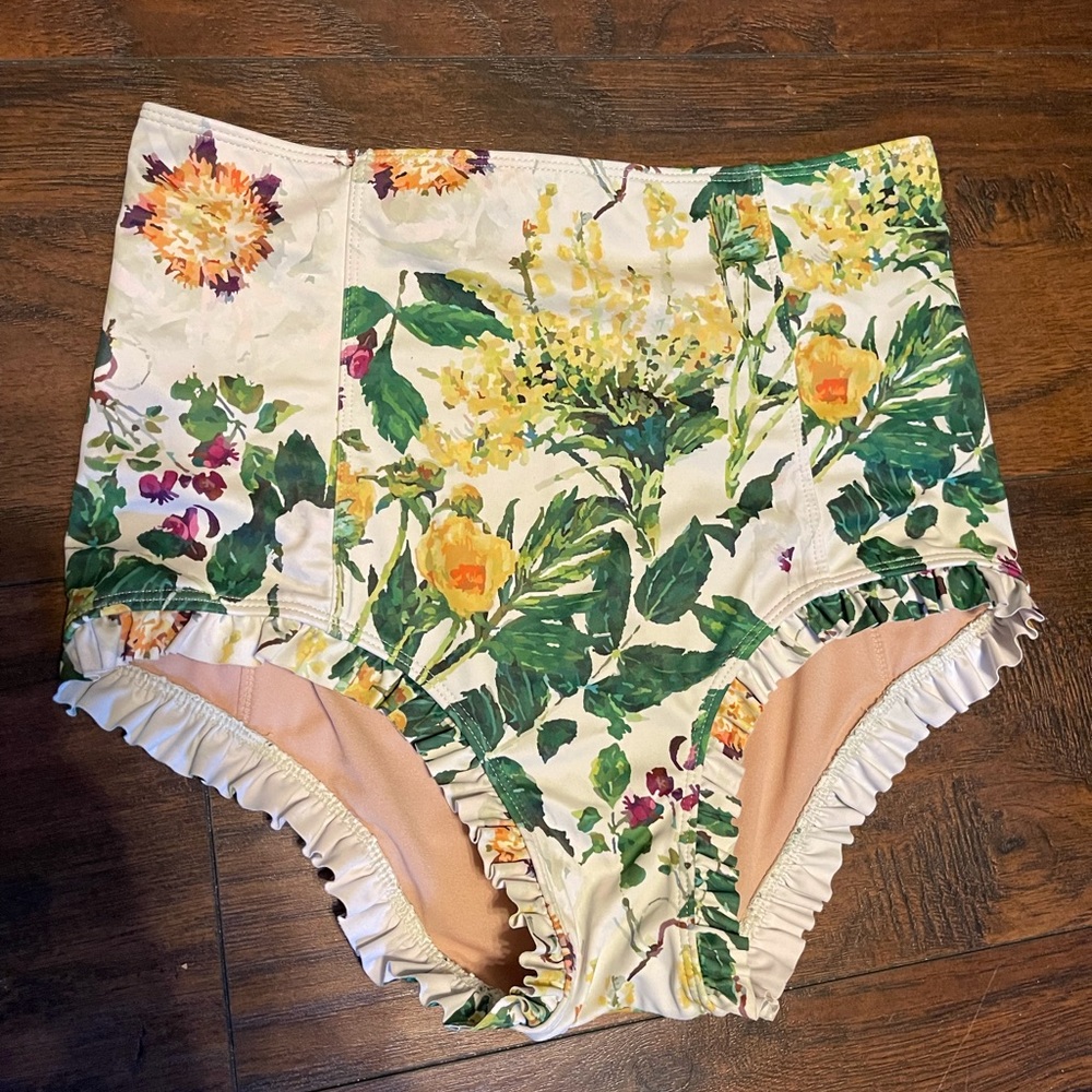 Kortni Jeane Bottoms